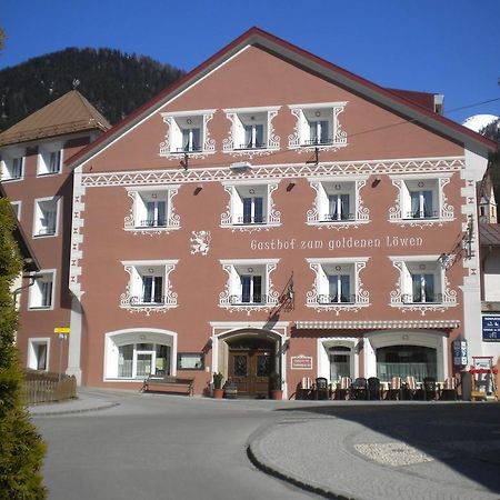 Gasthof Zum Goldenen Loewen Nauders Exterior photo